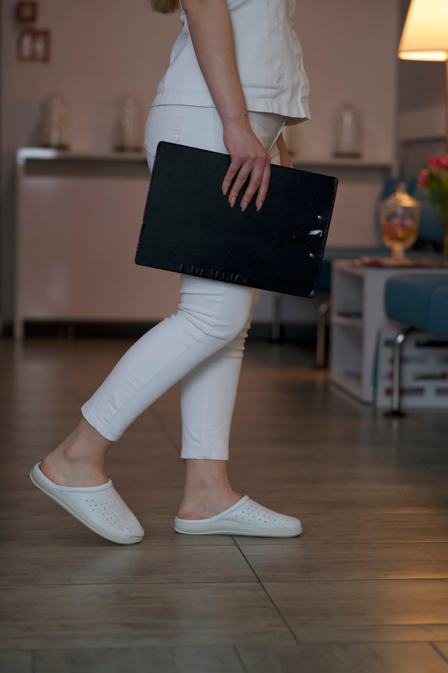 DrLuigi® Orthopedic Slippers for Women - Comfortable Medical Footwear white Leather